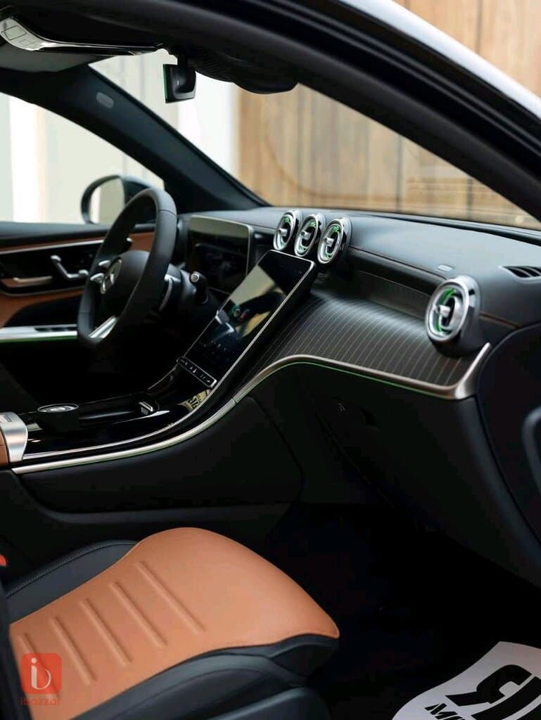Mercedes-Benz GLC 200 — photo 8