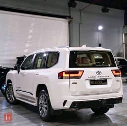 تويوتا لاند كروزر GXR Limited — photo 3
