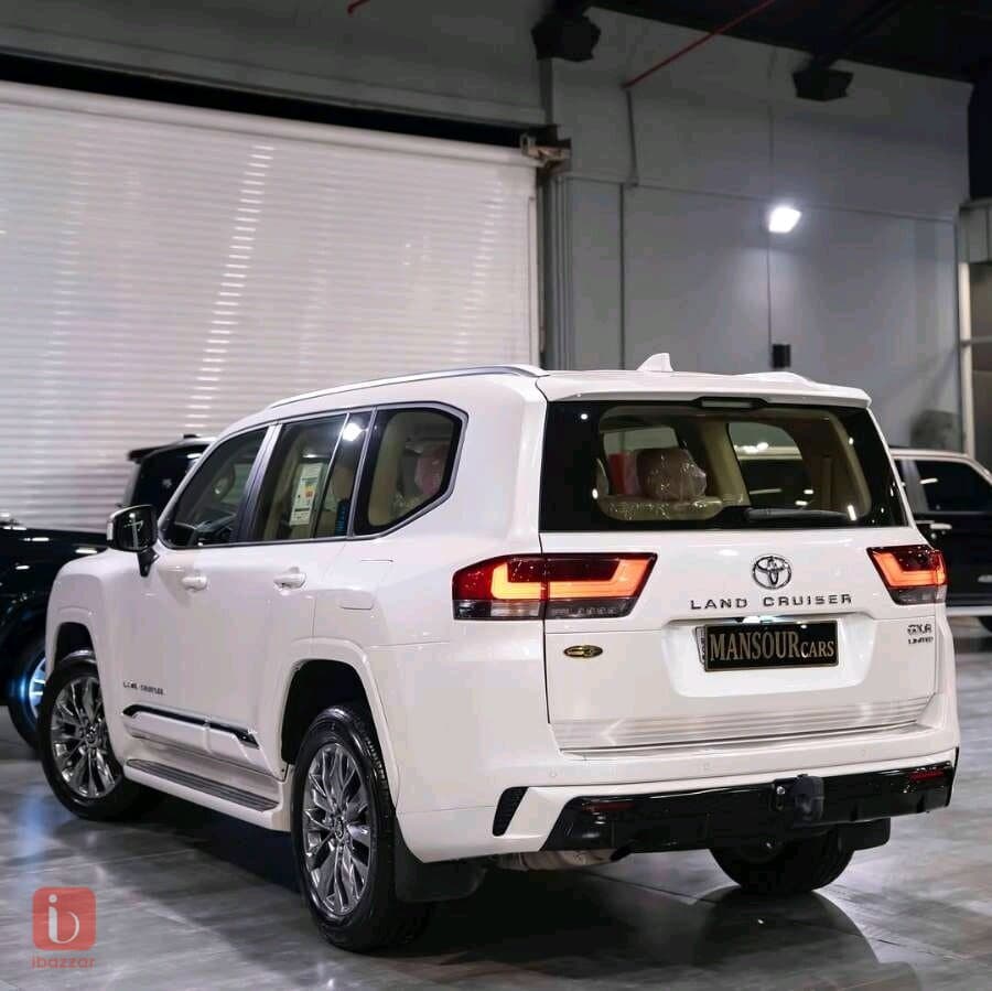 تويوتا لاند كروزر GXR Limited — photo 3