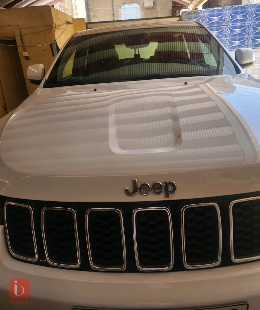 Jeep Grand Cherokee Limited — photo 15