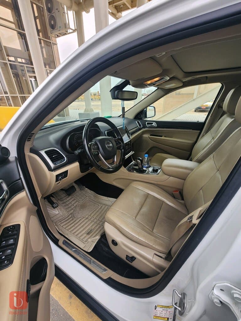 Jeep Grand Cherokee Limited — photo 2