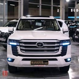 Toyota Land Cruiser GXR — photo 2