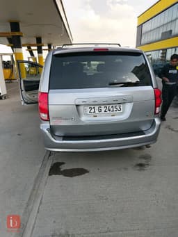 Dodge Caravan SXT — photo 3