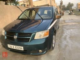 Dodge Caravan — photo 1