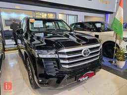 Toyota Land Cruiser GXR — photo 2