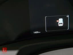 Toyota Land Cruiser GXR — photo 9