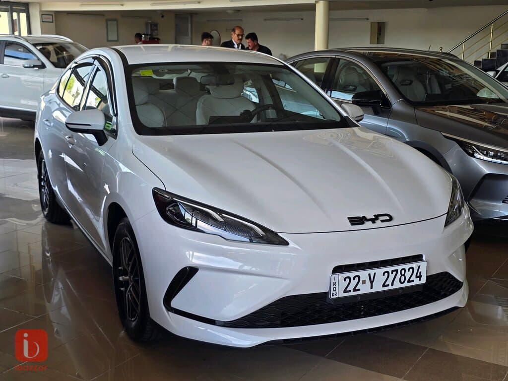 BYD Seal 05 — photo 2