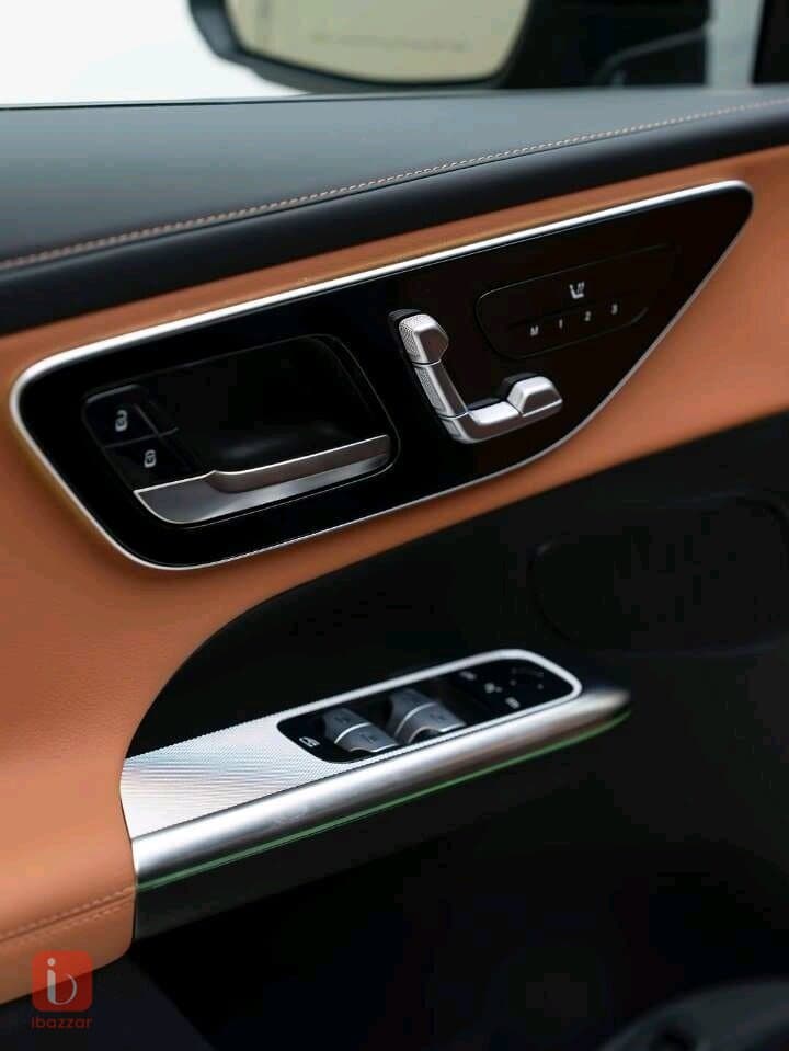 Mercedes-Benz GLC 200 — photo 7