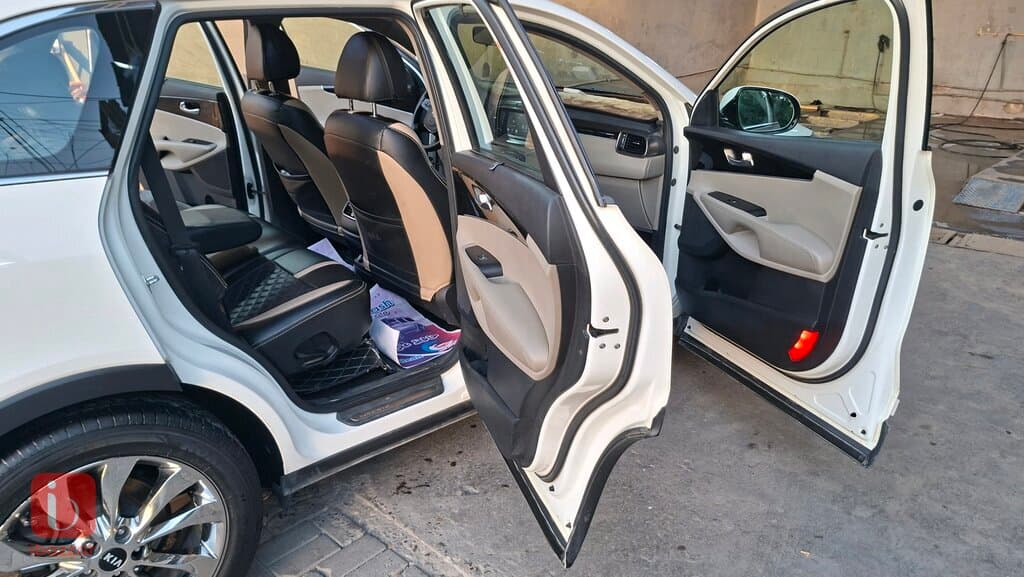 KIA Sorento — photo 9