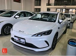 BYD Seal 05 — photo 3