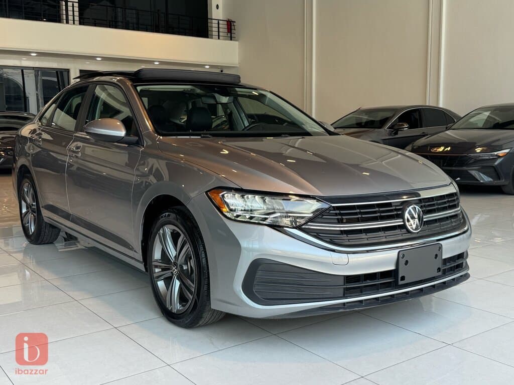 Volkswagen Jetta SE — photo 2