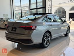 Volkswagen Jetta SE — photo 5