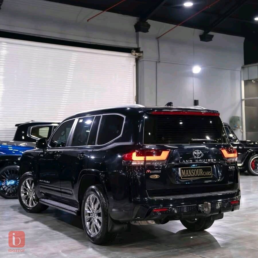 Toyota Land Cruiser GXR Limited — photo 7