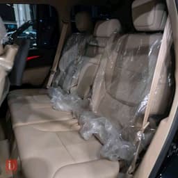 Toyota Land Cruiser GXR Limited — photo 9