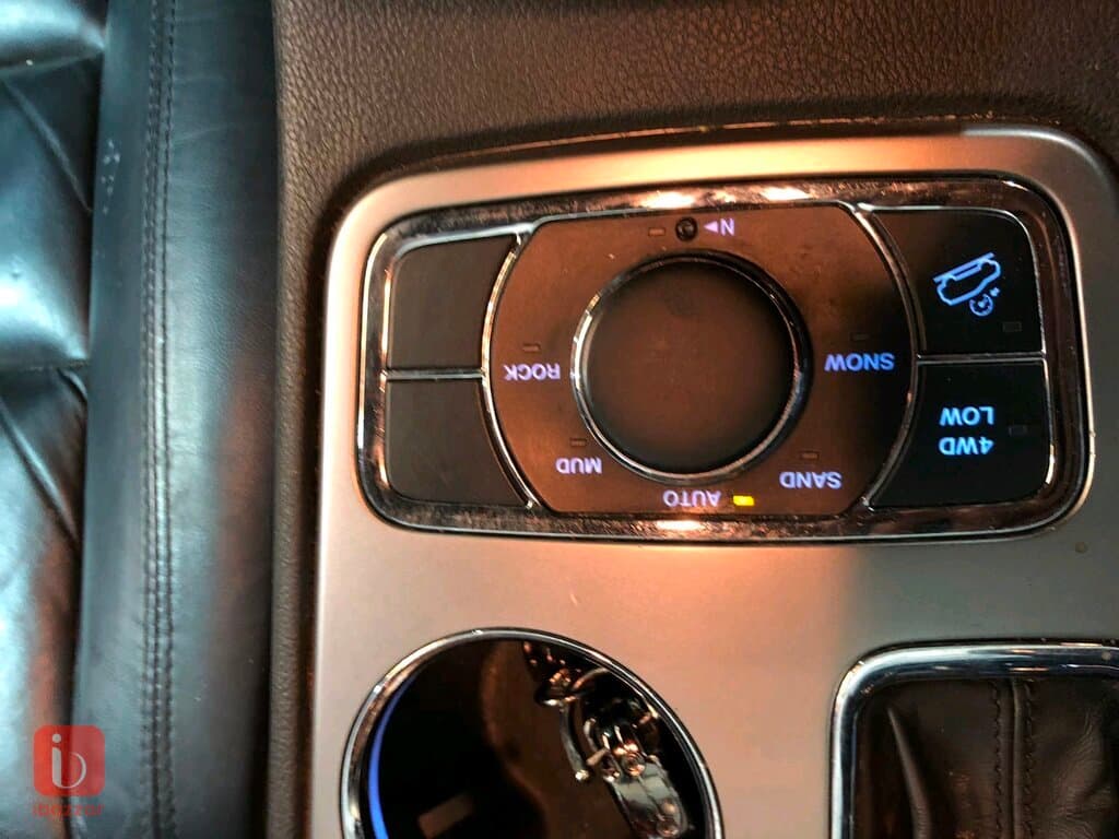 Jeep Grand Cherokee Limited — photo 12