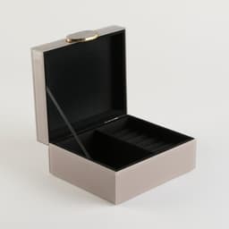 Home & You Box — photo 2
