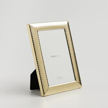 إطار صور من Home & You