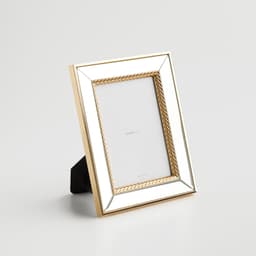 إطار صور من Home & You — photo 1