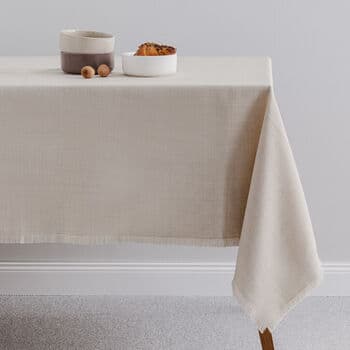 مفرش طاولة من Home & You