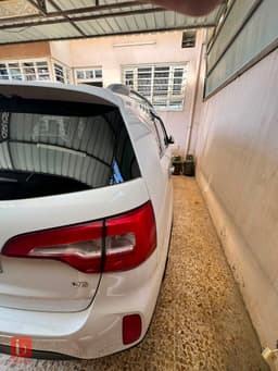 KIA Sorento — photo 2