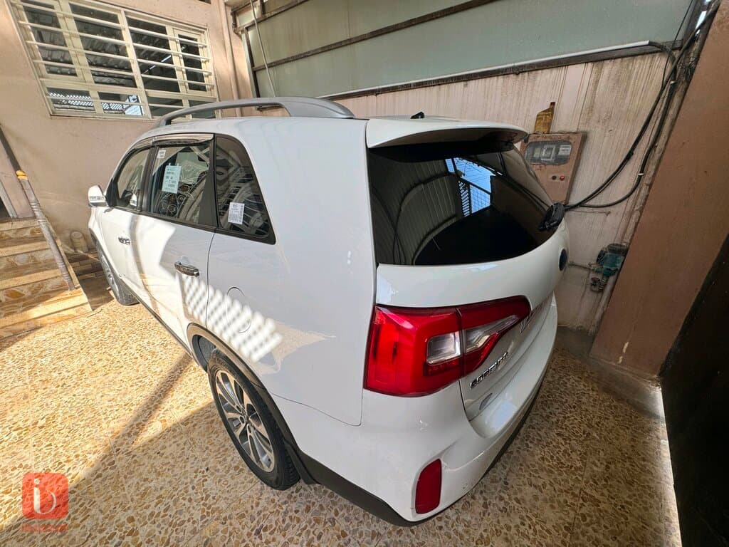 KIA Sorento — photo 4