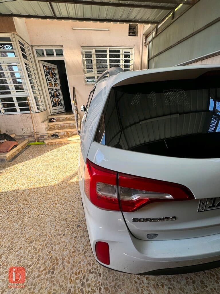 KIA Sorento — photo 5