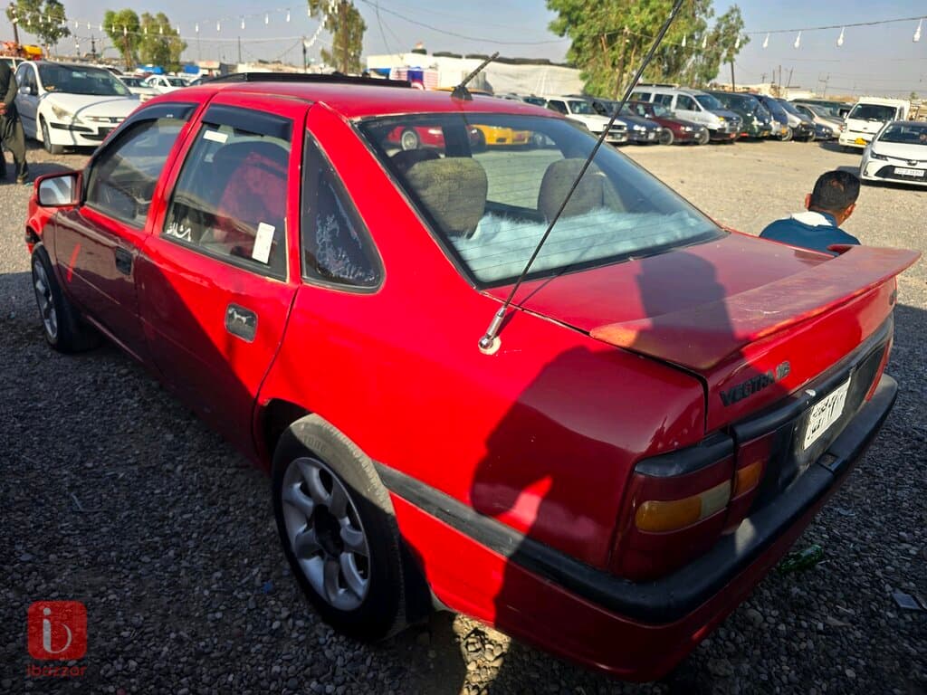 Opel Vectra — photo 4