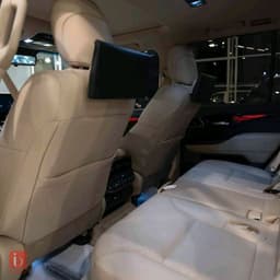 Toyota Land Cruiser VX Limited — photo 8