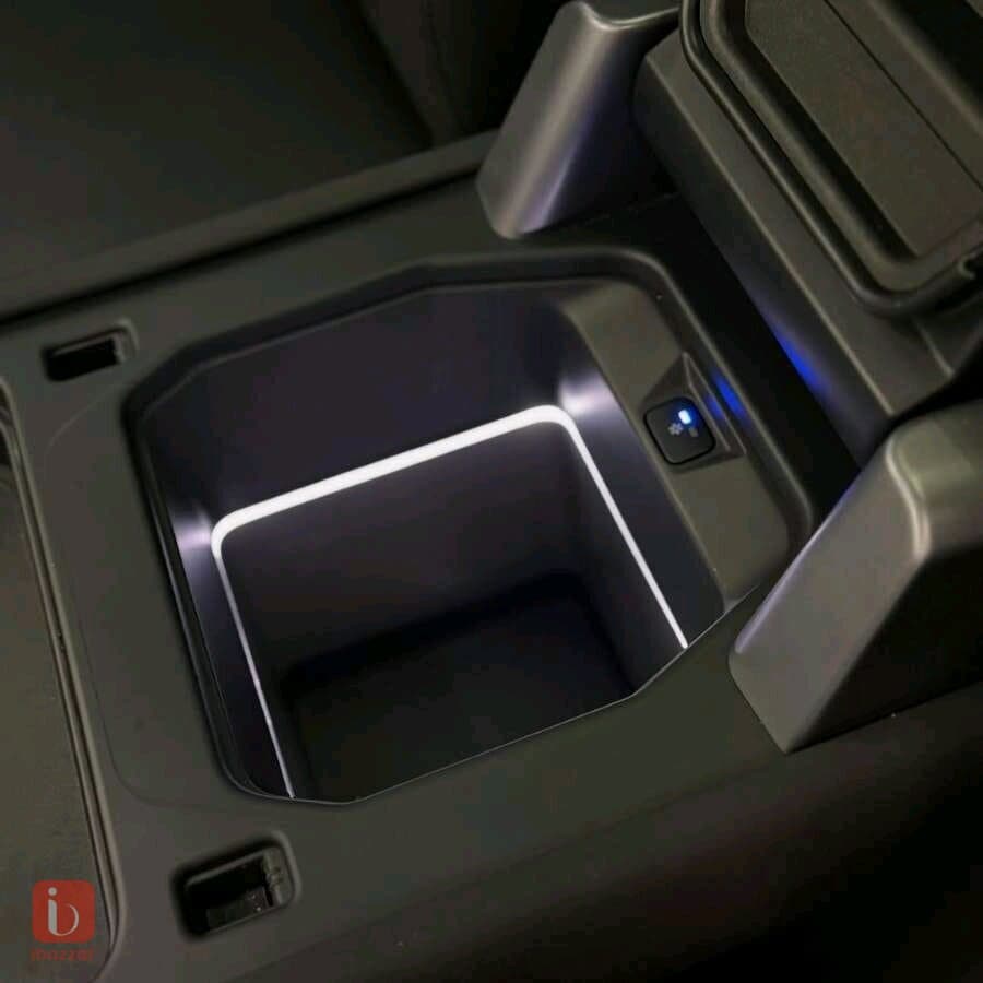 Land Rover Range Rover Vogue — photo 7