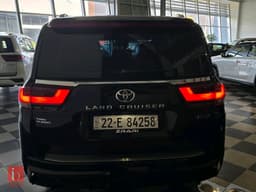 Toyota Land Cruiser VXR — photo 4