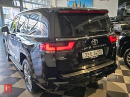 Toyota Land Cruiser VXR — photo 5