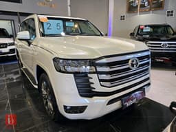 Toyota Land Cruiser GXR — photo 2