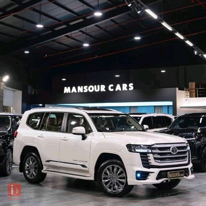 Toyota Land Cruiser GXR Limited