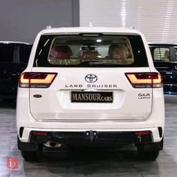 Toyota Land Cruiser GXR Limited — photo 8