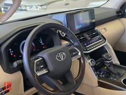 تۆیۆتا لاند کرۆزەر GXR — photo 7