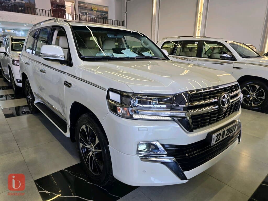 Toyota Land Cruiser GXR — photo 2