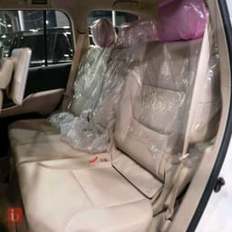 Toyota Land Cruiser GXR Limited — photo 9