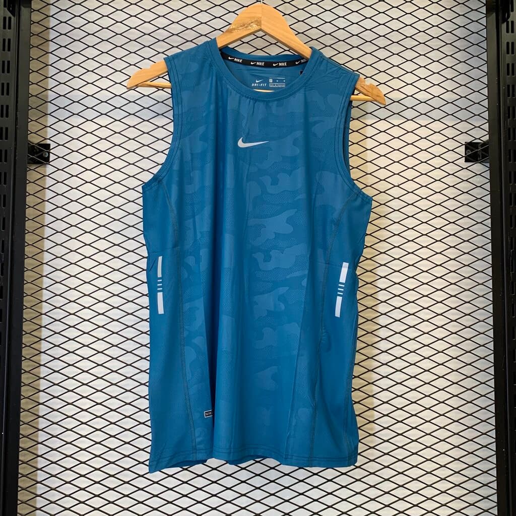 Nike Sleeveless Men's Workout Top - Blue (M)