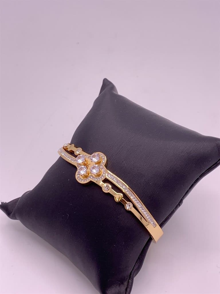 Van Cleef Stainless Steel Zircon Bracelet (Gold)