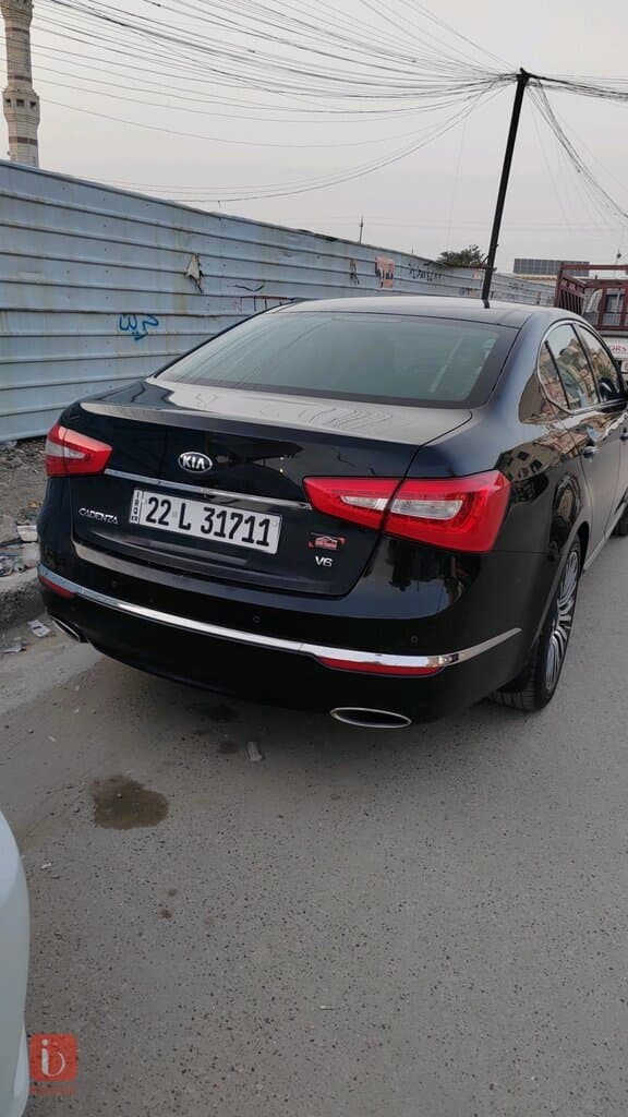 KIA Cadenza
