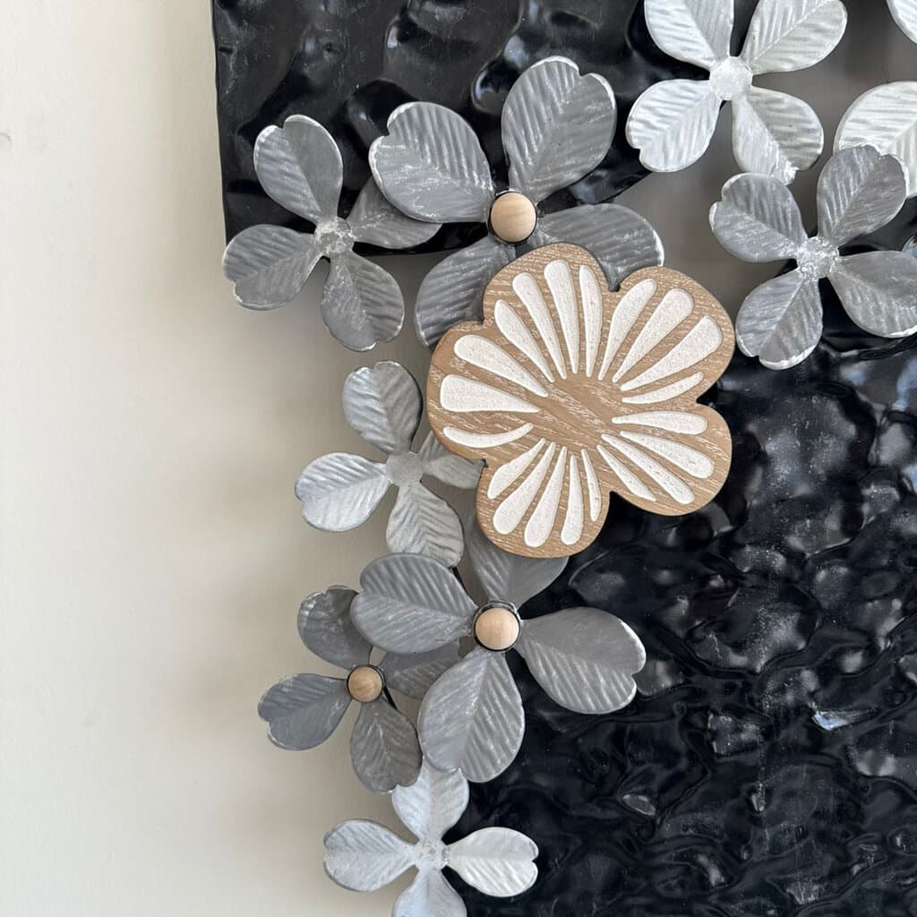 Metal Wall Decorative With Small Flowers 4
