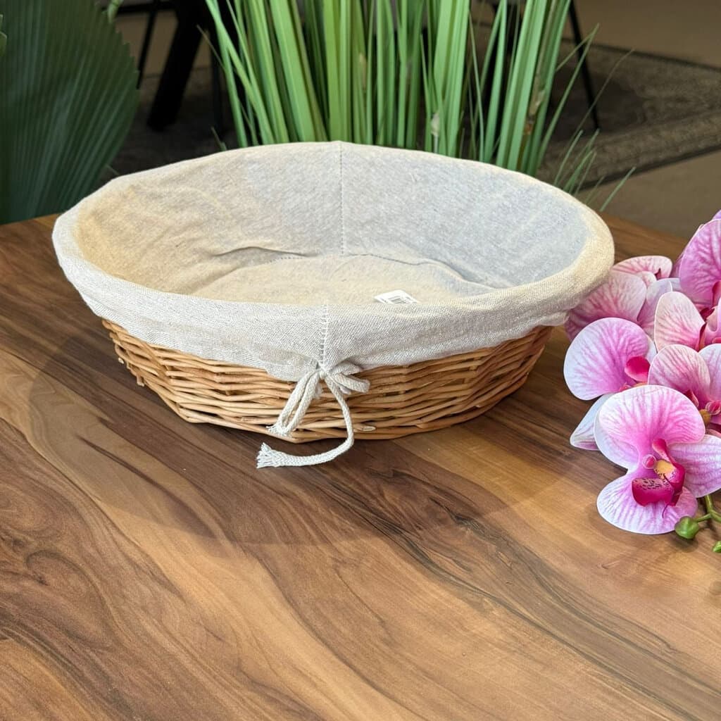 2 Sized Oval Wicker Willow Storage Basket With Cloth Lining 1