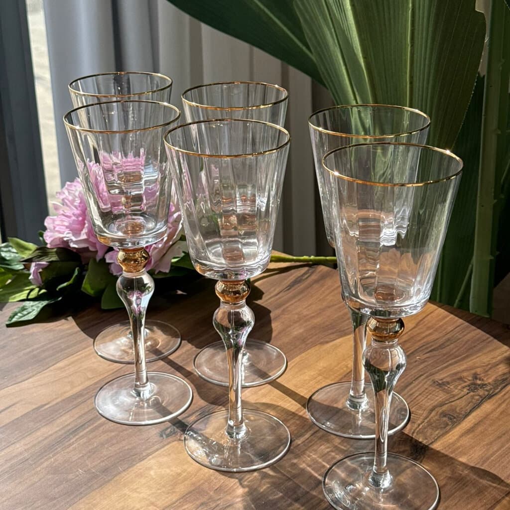 Elegant Gold-Rimmed Crystal Goblet Glass Set - 6 Pieces 3