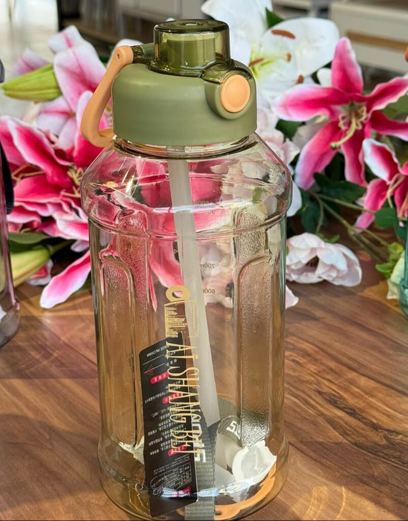 Multi-Color Sport Drinking Bottle With Straw 1