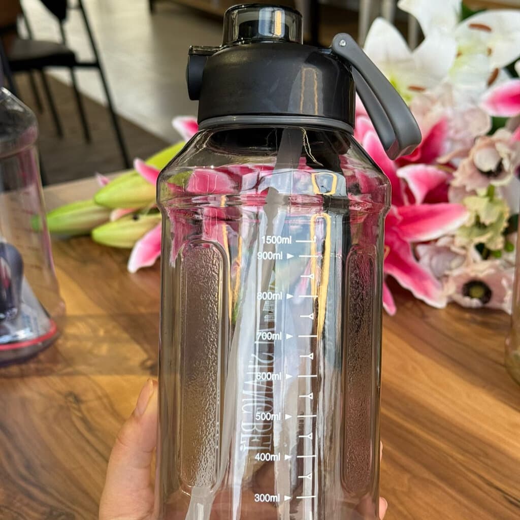 Multi-Color Sport Drinking Bottle With Straw 5