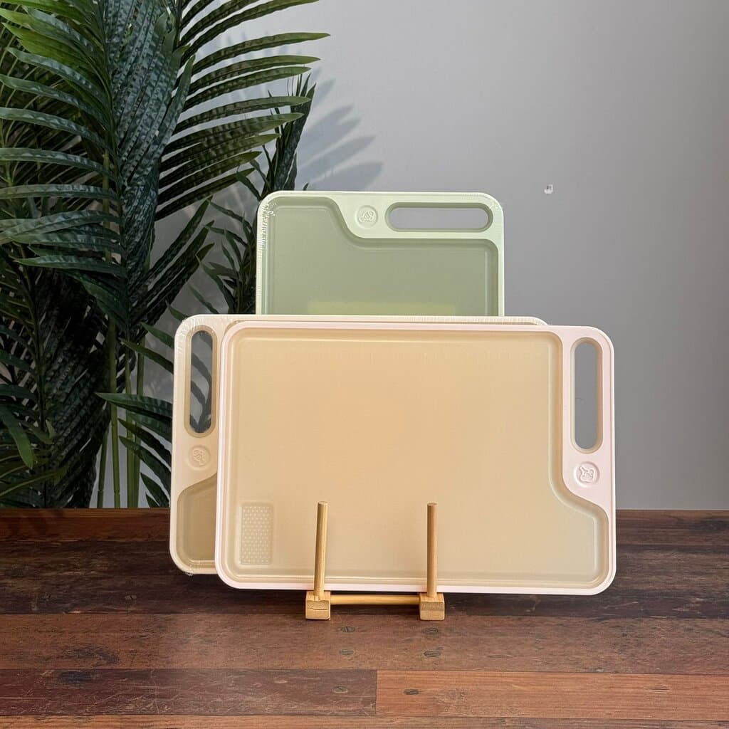 Modern Multi-Purpose Cutting Board with Juice Groove & Handle 2